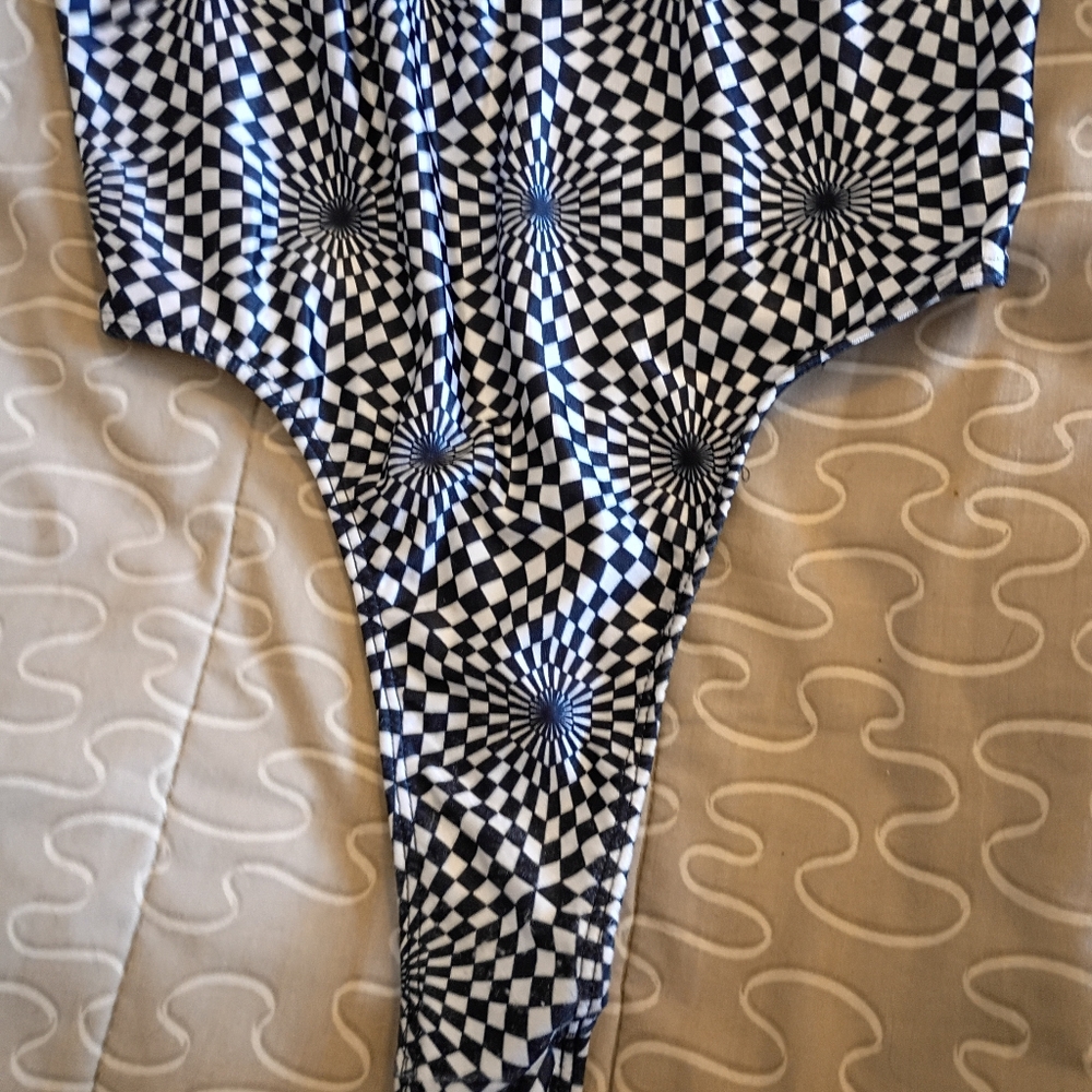 Unusual Bathing Suit - image 4